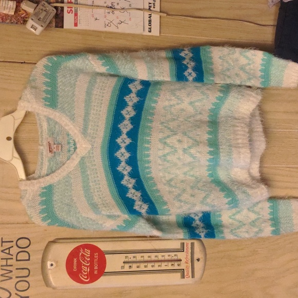 Arizona Jean Company | Sweaters | Medium Arizona Sweater Beautiful With  Hood | Poshmark